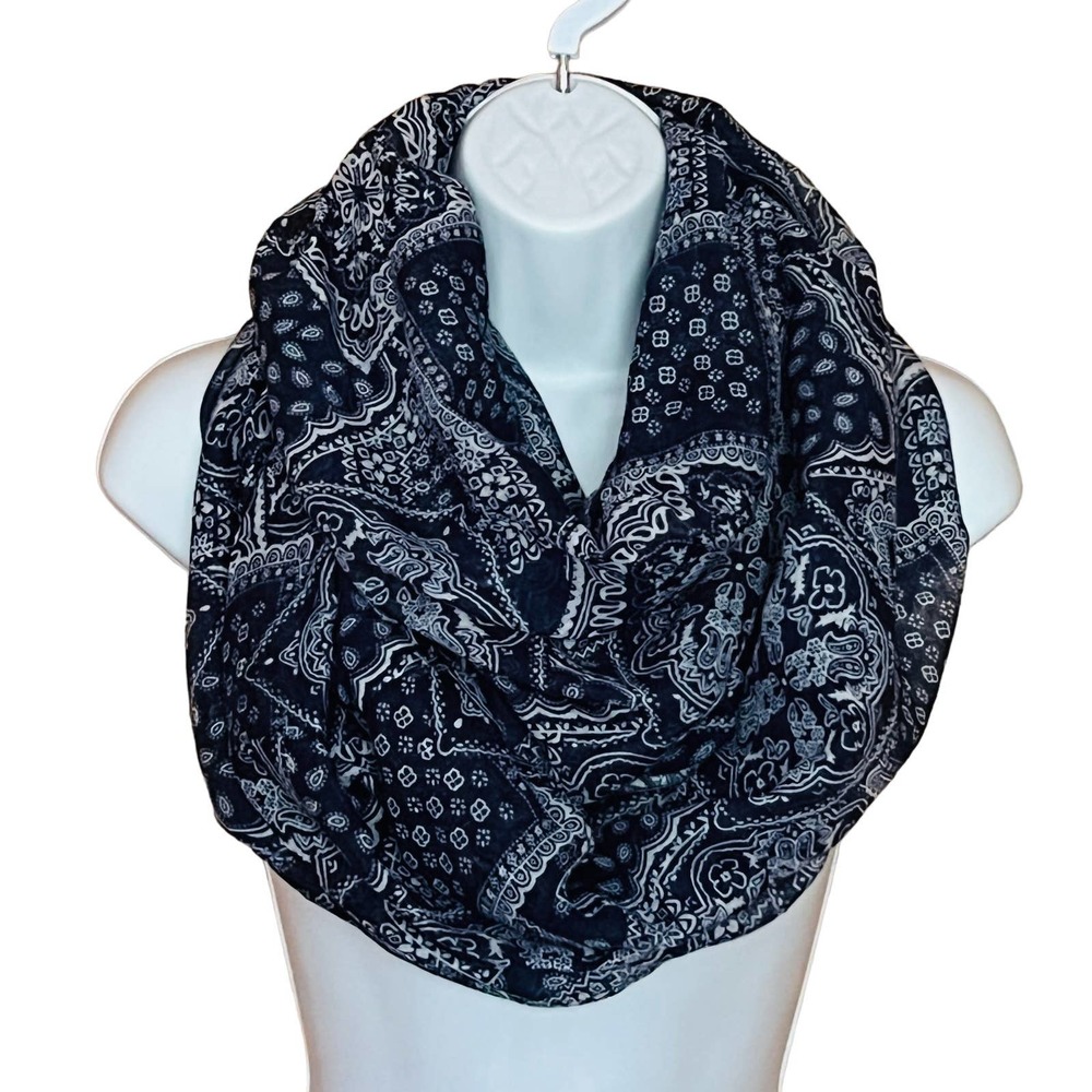 Handkerchief Patterns Blue White Poly Gauze Lightweight Infinity Scarf
